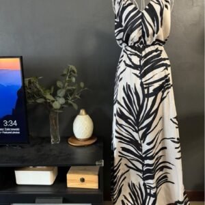 Elegant Black Design