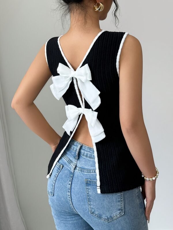 Elegant Ribbed Women's Vest