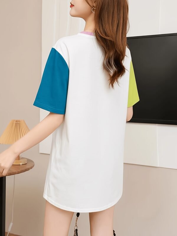 Trendy Loose-Fit Women's T-Shirt